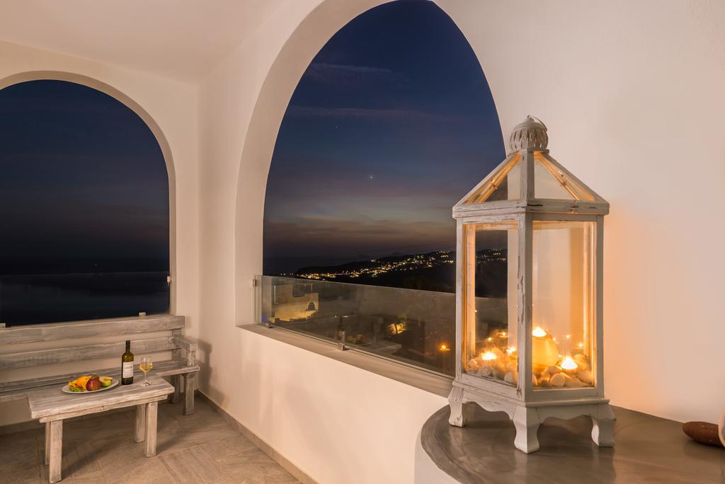Aspronisi Luxury Villa With Caldera View Megalochori  Exterior photo
